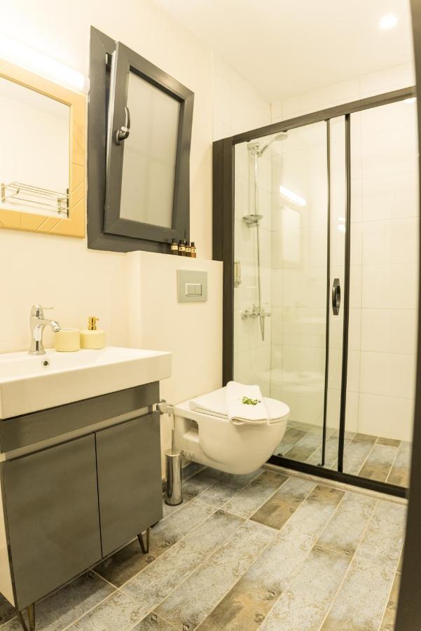 Juliet Hotel *