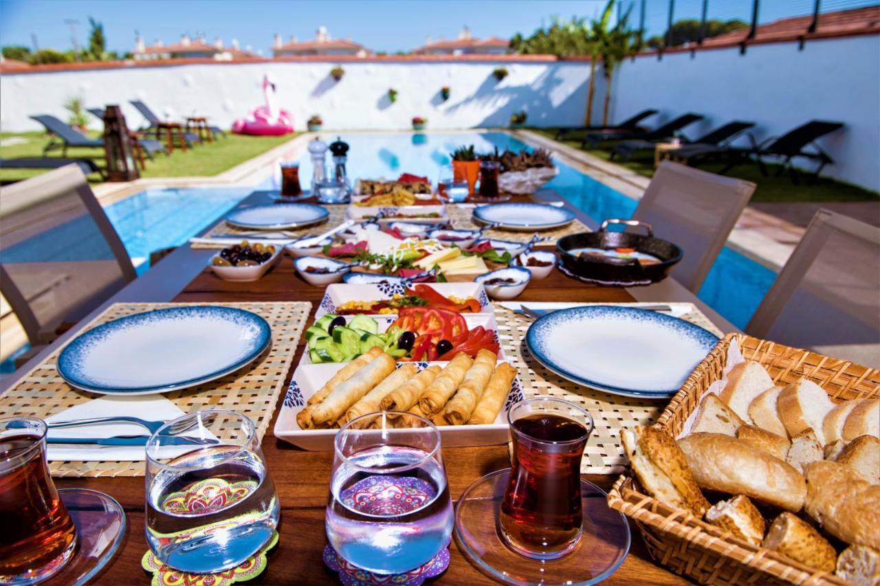 Juliet Hotel *